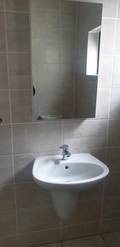 To Let 1 Bedroom Property for Rent in Gordons Bay Western Cape